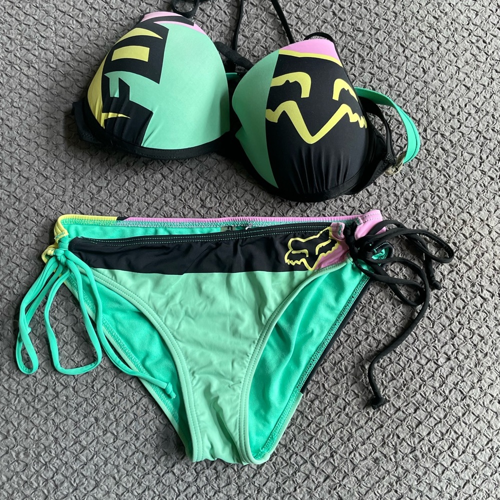 ::SOLD::FOX RACING BIKINI Top: M Bottom: M